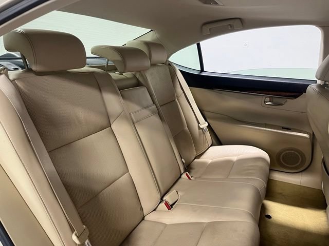 Used 2014 Lexus ES 350 w/ Luxury Package FWD image 14
