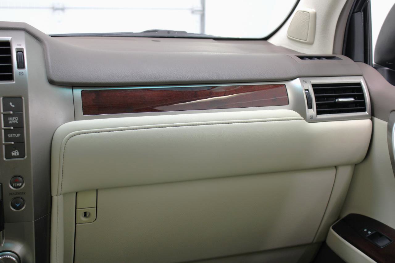 Used 2015 Lexus GX 460 w/ Premium Package AWD/4WD image 57