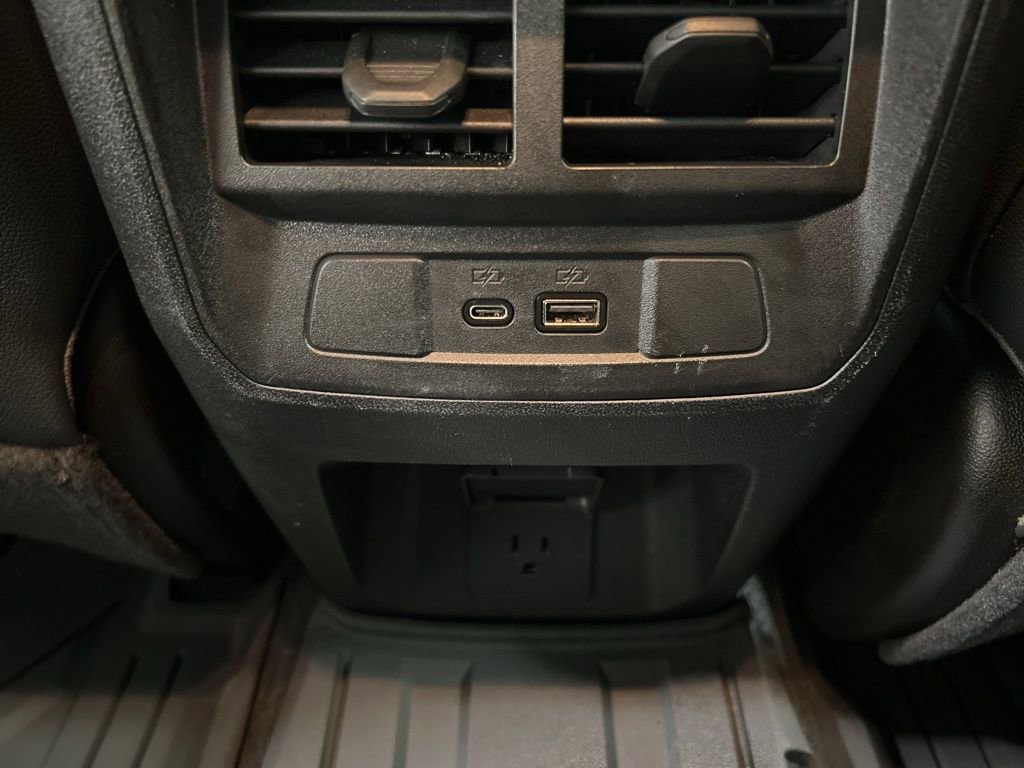 Used 2024 Chevrolet Colorado ZR2 w/ ZR2 Convenience Package III image 29