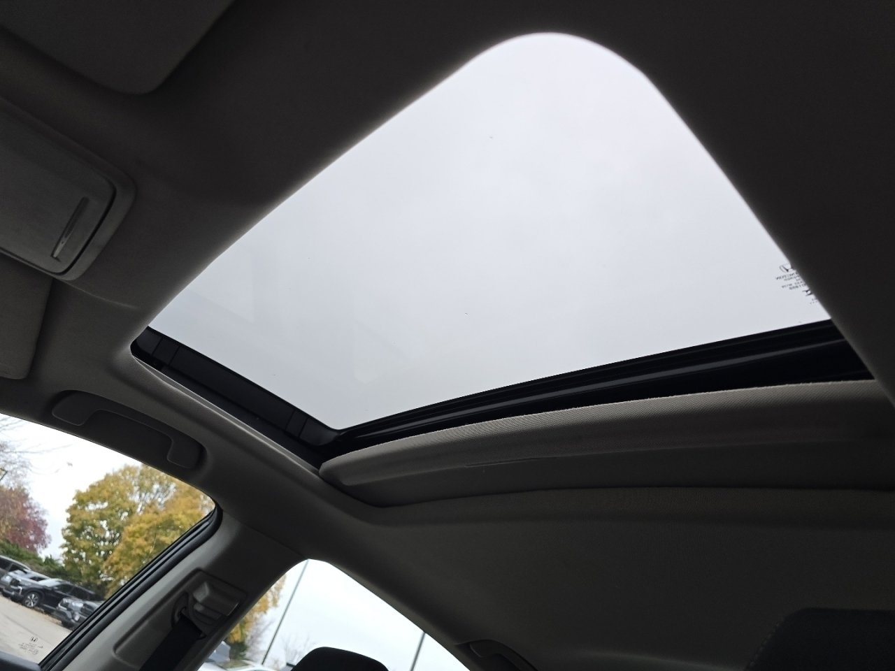 Certified 2023 Honda Accord EX image 4