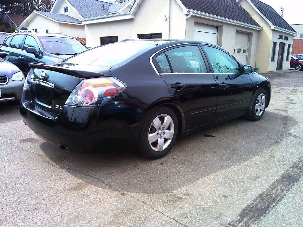 Used 2008 Nissan Altima 2.5 S w/ Convenience Pkg FWD image 4