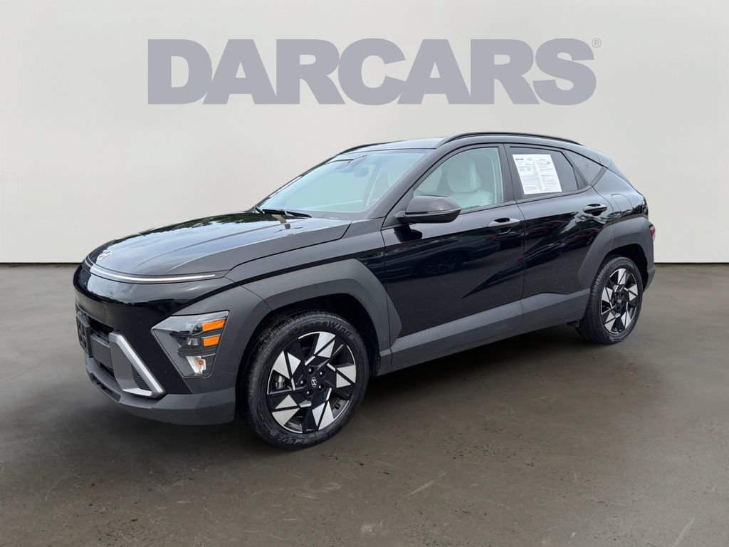 Used 2024 Hyundai Kona SEL FWD image 3