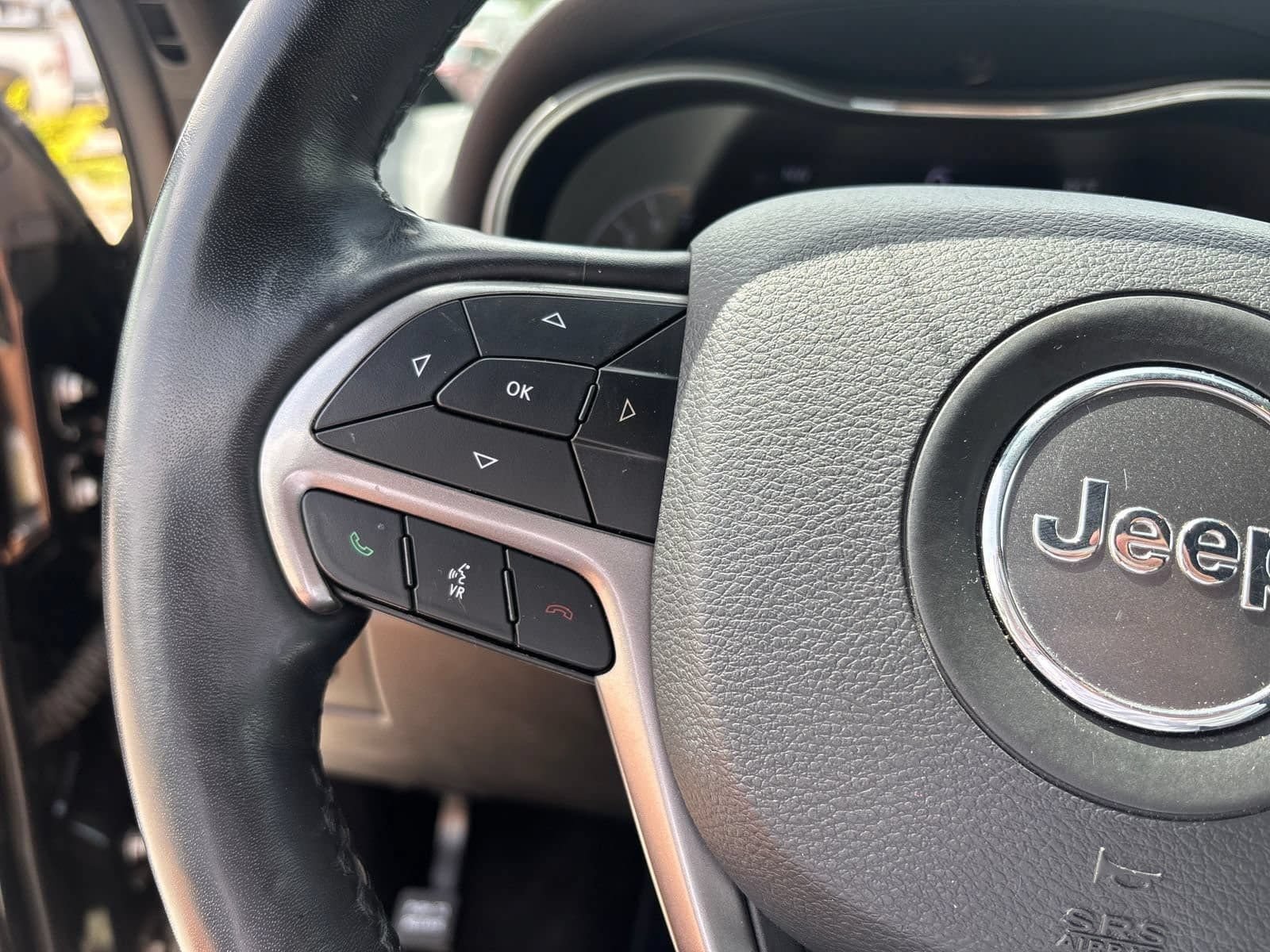 Used 2021 Jeep Grand Cherokee Freedom Edition RWD image 18