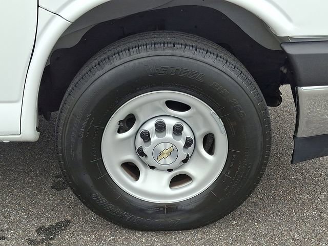 Certified 2024 Chevrolet Express 2500 w/ Driver Convenience Package image 8