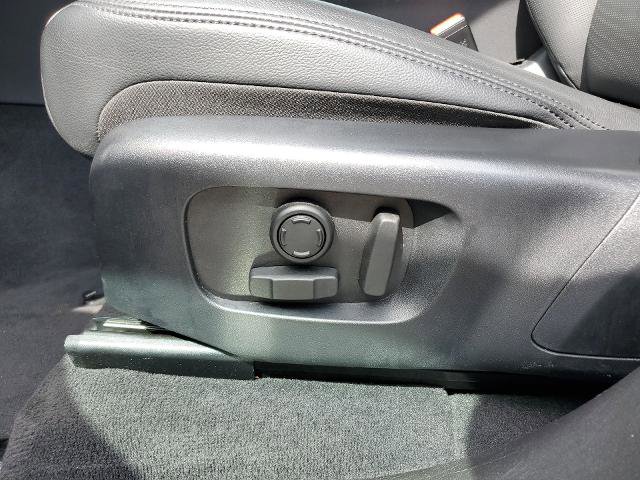 Used 2025 Land Rover Range Rover Velar Dynamic SE image 70