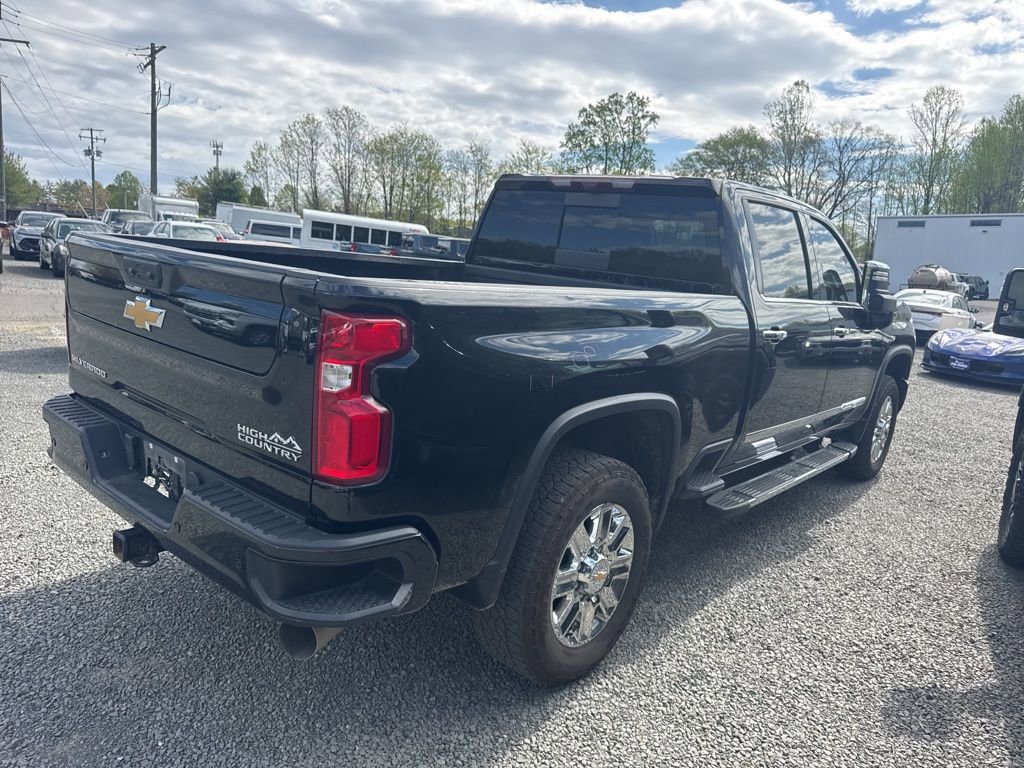 Used 2024 Chevrolet Silverado 2500 High Country w/ High Country Premium Package image 7