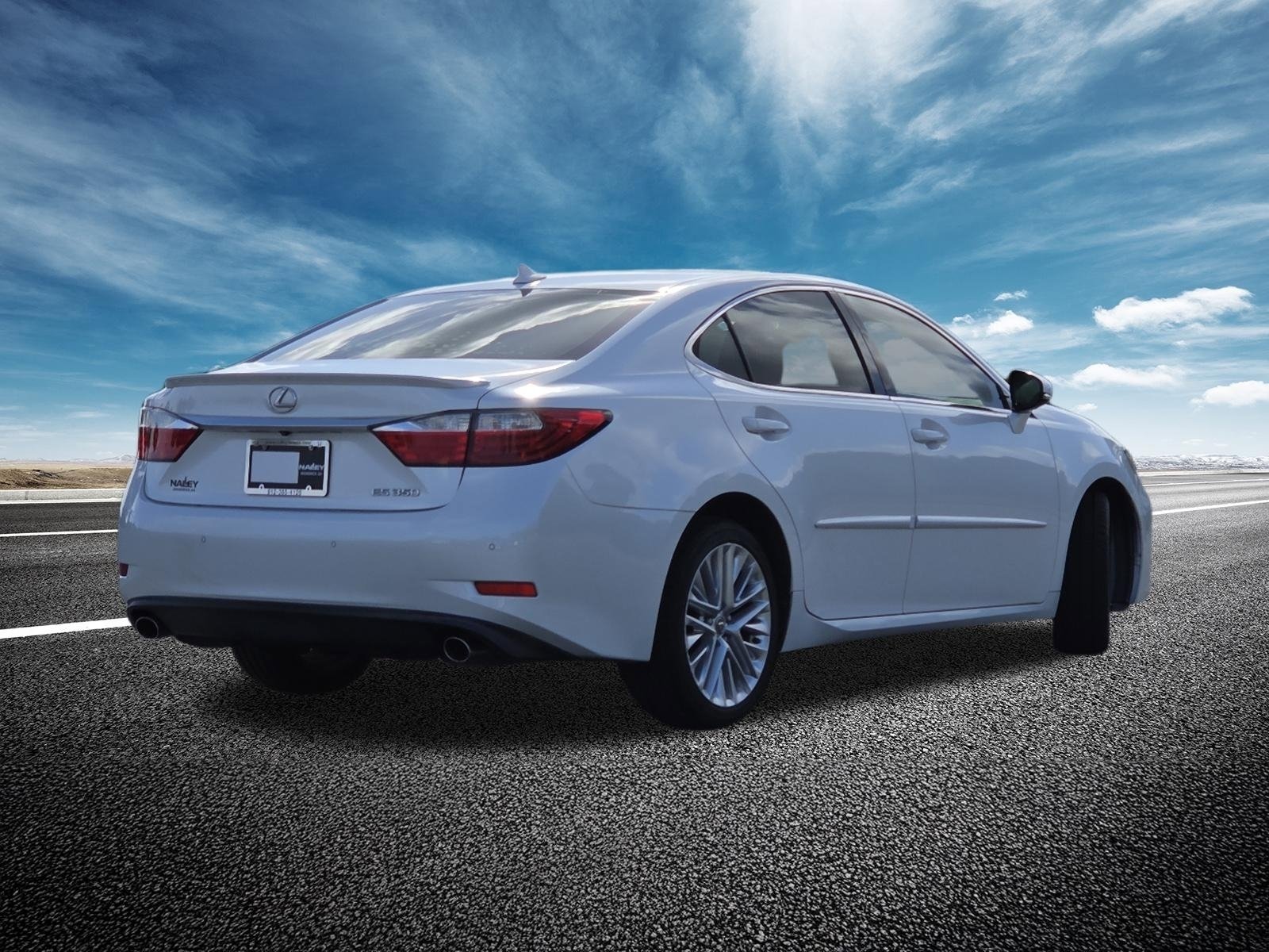 Used 2014 Lexus ES 350 w/ Luxury Package FWD image 18