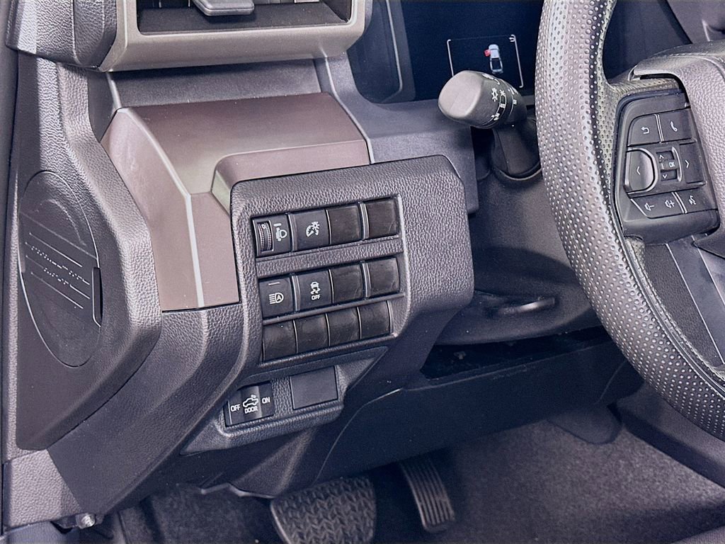 Used 2024 Toyota Tacoma SR5 image 10