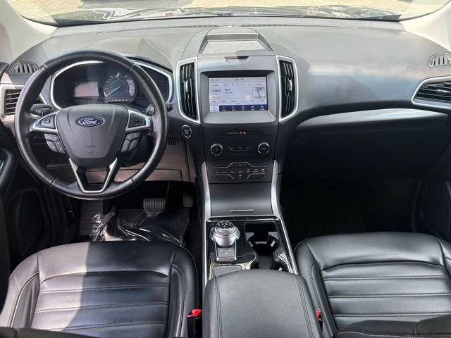 Used 2020 Ford Edge SEL w/ Cold Weather Package AWD/4WD image 28