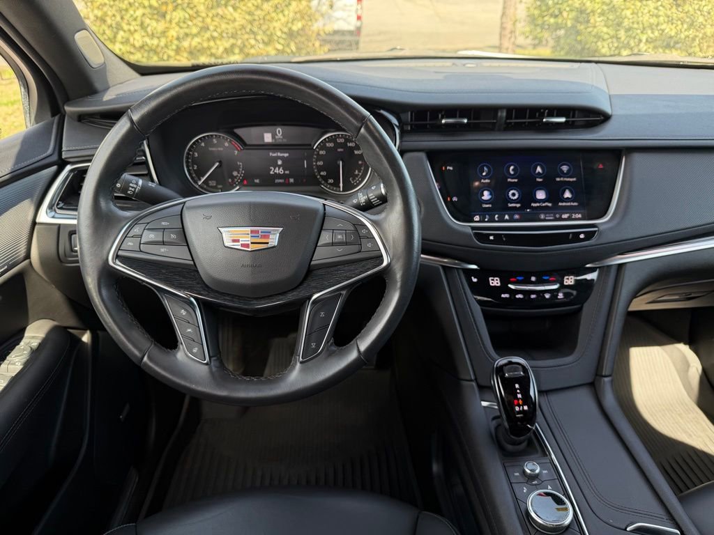 Used 2023 Cadillac XT5 Premium Luxury image 16