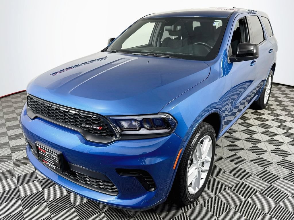 Used 2025 Dodge Durango GT AWD/4WD image 3