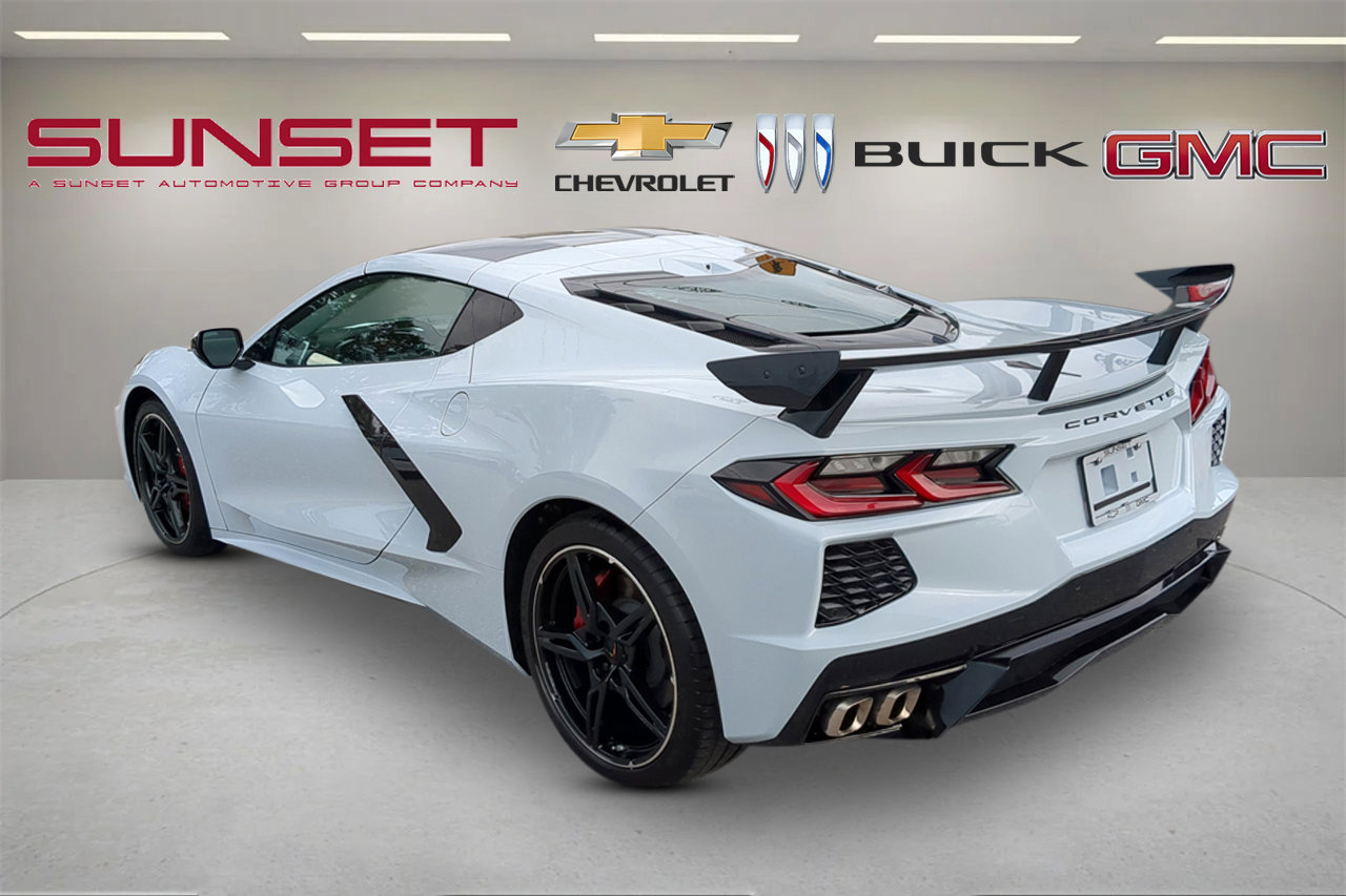 Certified 2021 Chevrolet Corvette Stingray Premium Cpe w/ Engine Appearance Package image 7