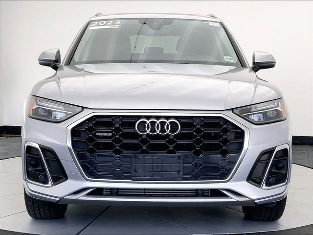 Certified 2023 Audi Q5 2.0T Premium w/ Convenience Package image 3