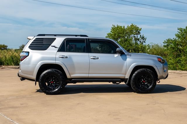 Certified 2022 Toyota 4Runner TRD Off-Road Premium AWD/4WD image 3