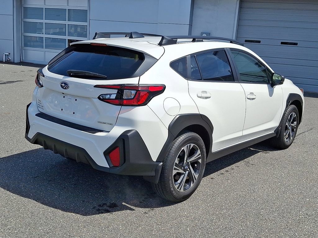 Used 2024 Subaru Crosstrek 2.0i Premium image 9