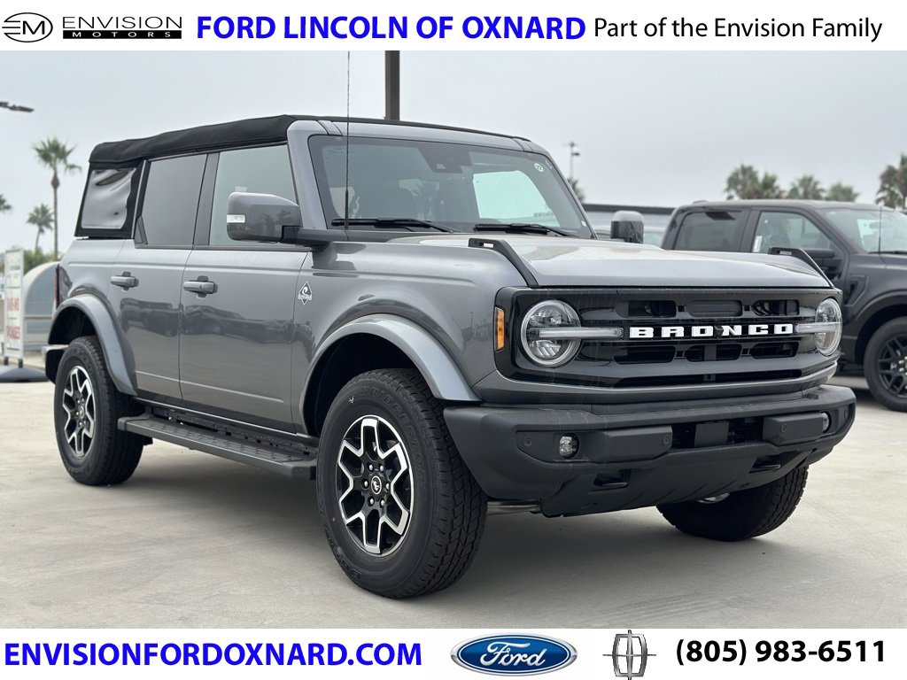 New 2024 Ford Bronco Outer Banks