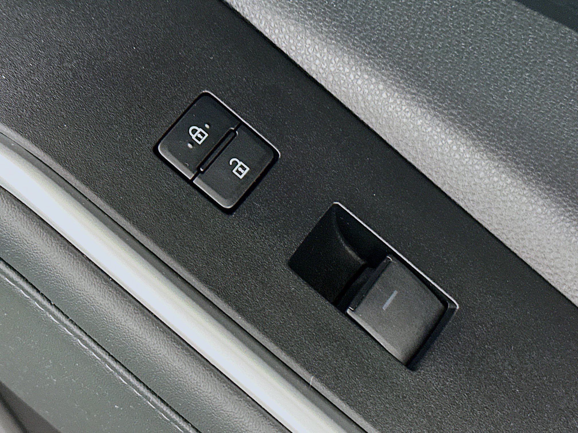 Certified 2025 Toyota Highlander XLE AWD/4WD image 29