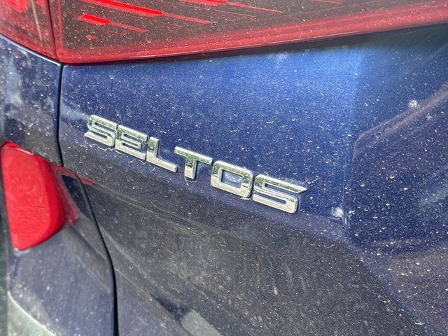 Used 2021 Kia Seltos EX AWD/4WD image 10