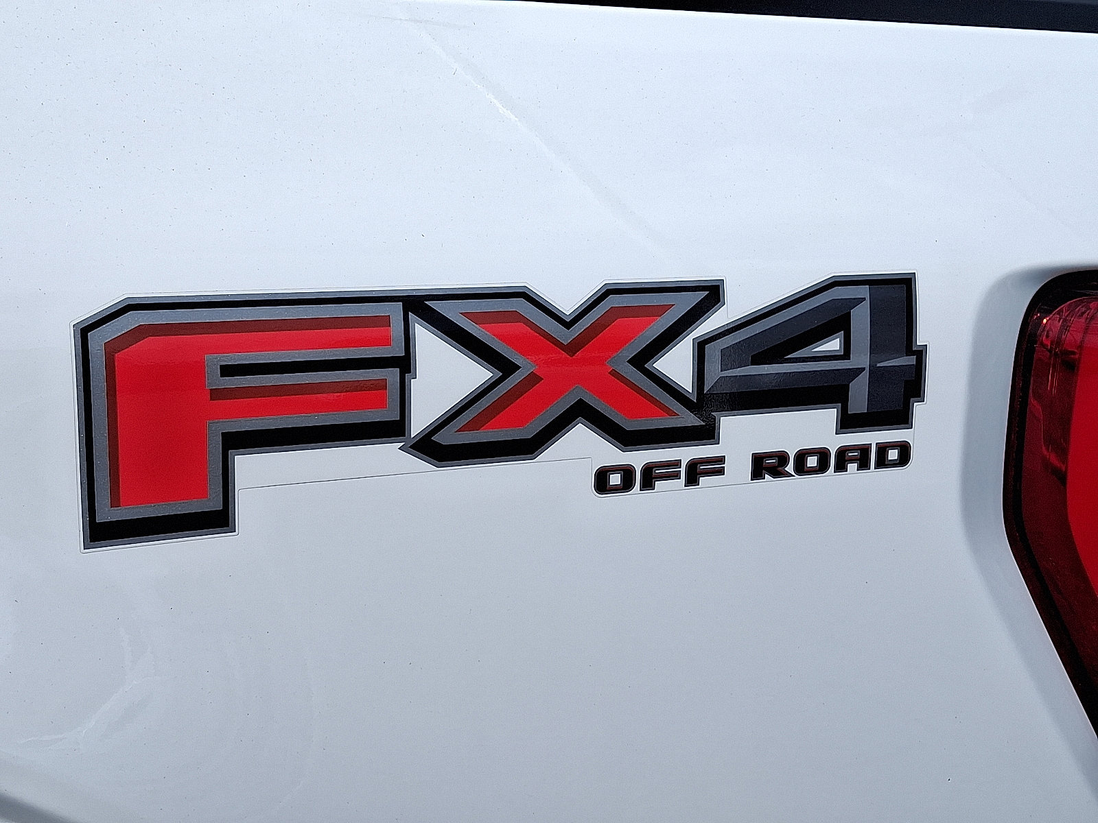 Used 2022 Ford F150 Lariat w/ Equipment Group 502A High image 30