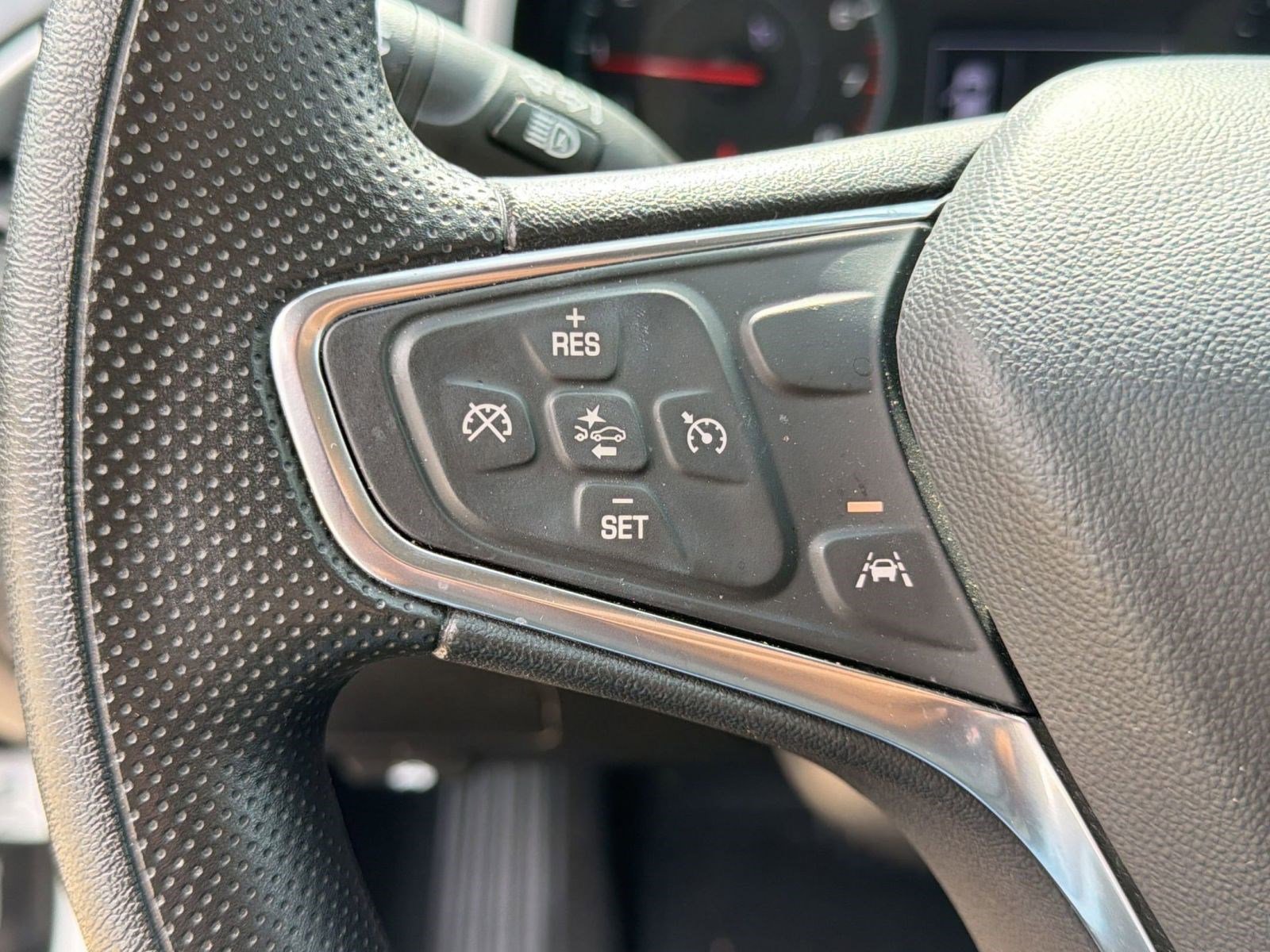 Used 2025 Chevrolet Malibu LT image 15