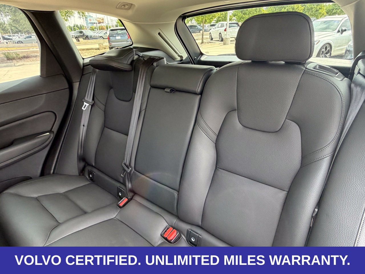Certified 2025 Volvo XC60 B5 Plus AWD/4WD image 34