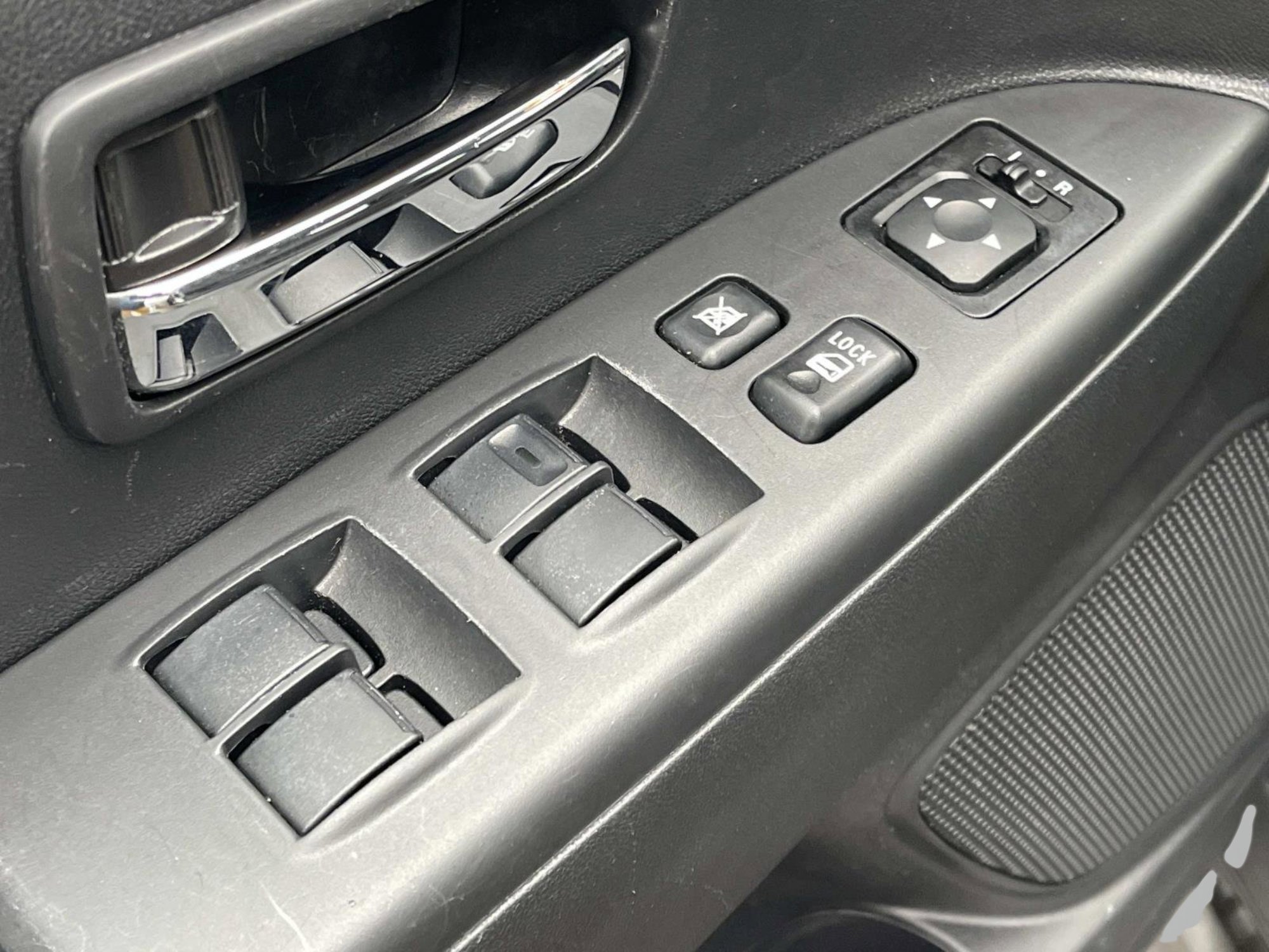 Used 2024 Mitsubishi Outlander Sport ES image 24