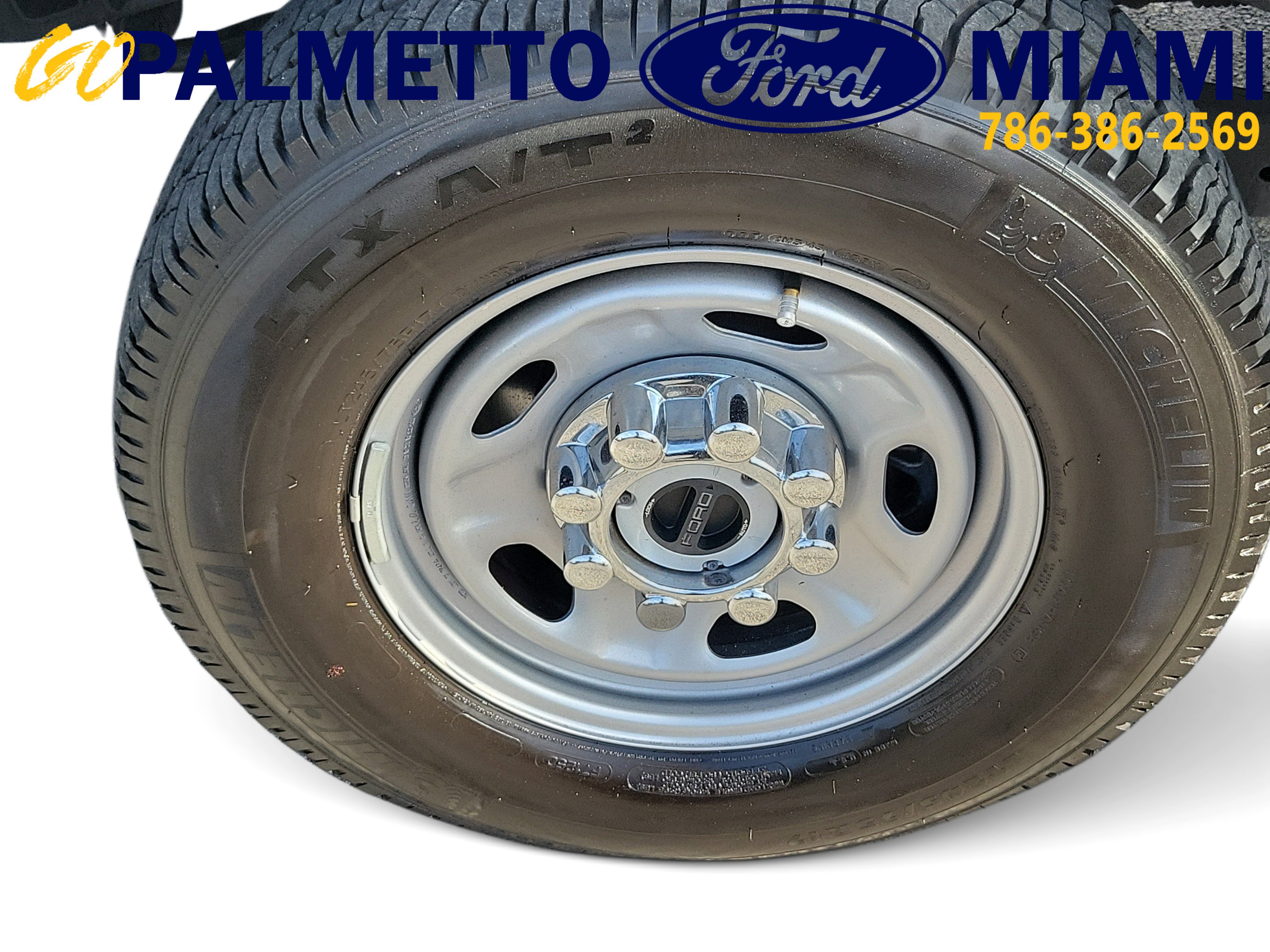 Used 2024 Ford F250 XL w/ XL Driver Assist Package AWD/4WD image 9