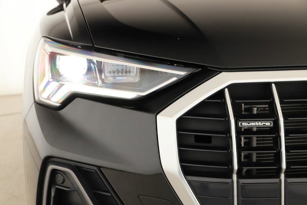 Certified 2024 Audi Q3 2.0T Premium w/ Convenience Package image 35