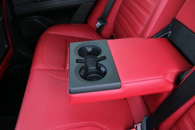 Used 2024 Alfa Romeo Stelvio Veloce image 34