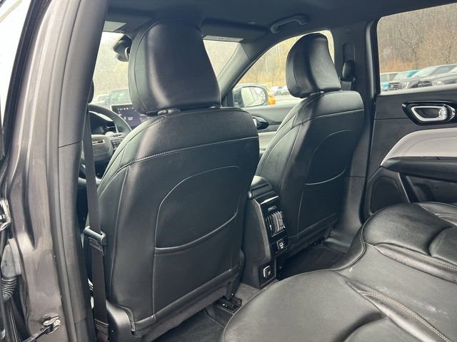 Used 2024 Jeep Compass Limited image 16