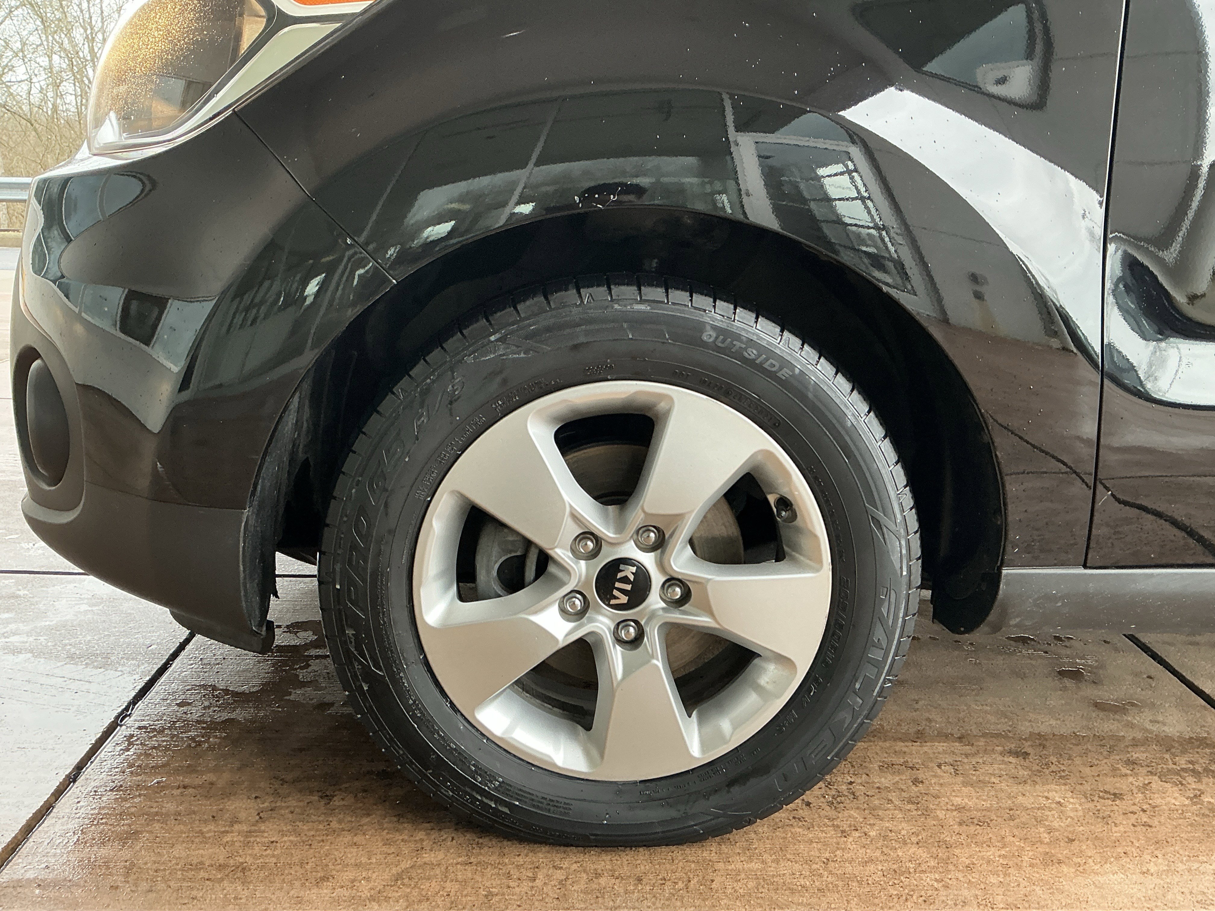 Used 2018 Kia Soul image 26