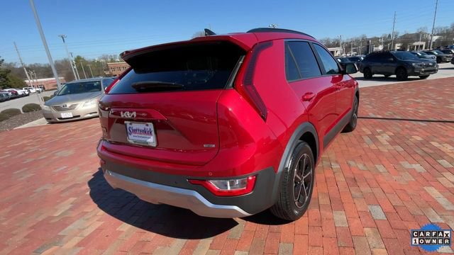 Used 2024 Kia Niro EX image 9