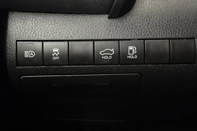 Certified 2022 Toyota Camry XSE FWD image 29