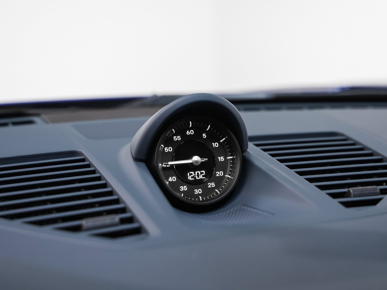 Used 2025 Porsche 911 Carrera image 50