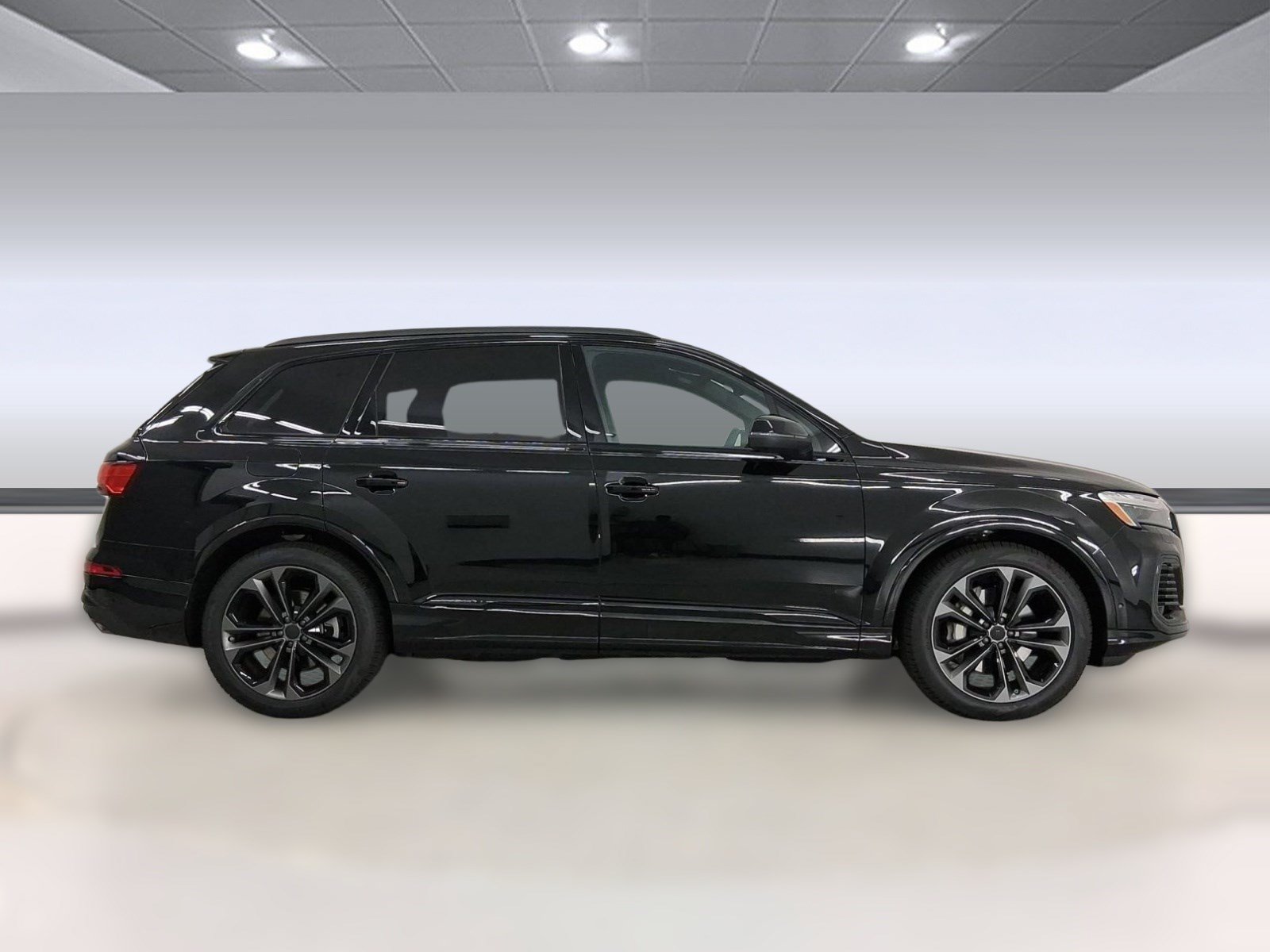 Used 2026 Audi Q7 3.0T Premium Plus w/ Premium Plus Package AWD/4WD image 8