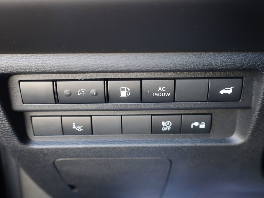 New 2025 Mitsubishi Outlander SEL image 32