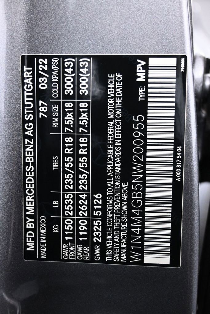 Used 2022 Mercedes-Benz GLB 250 w/ Premium Package Lite image 47