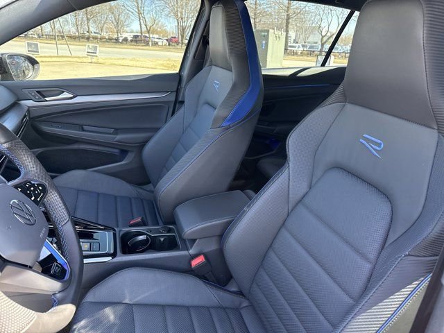 Used 2026 Volkswagen Golf image 12