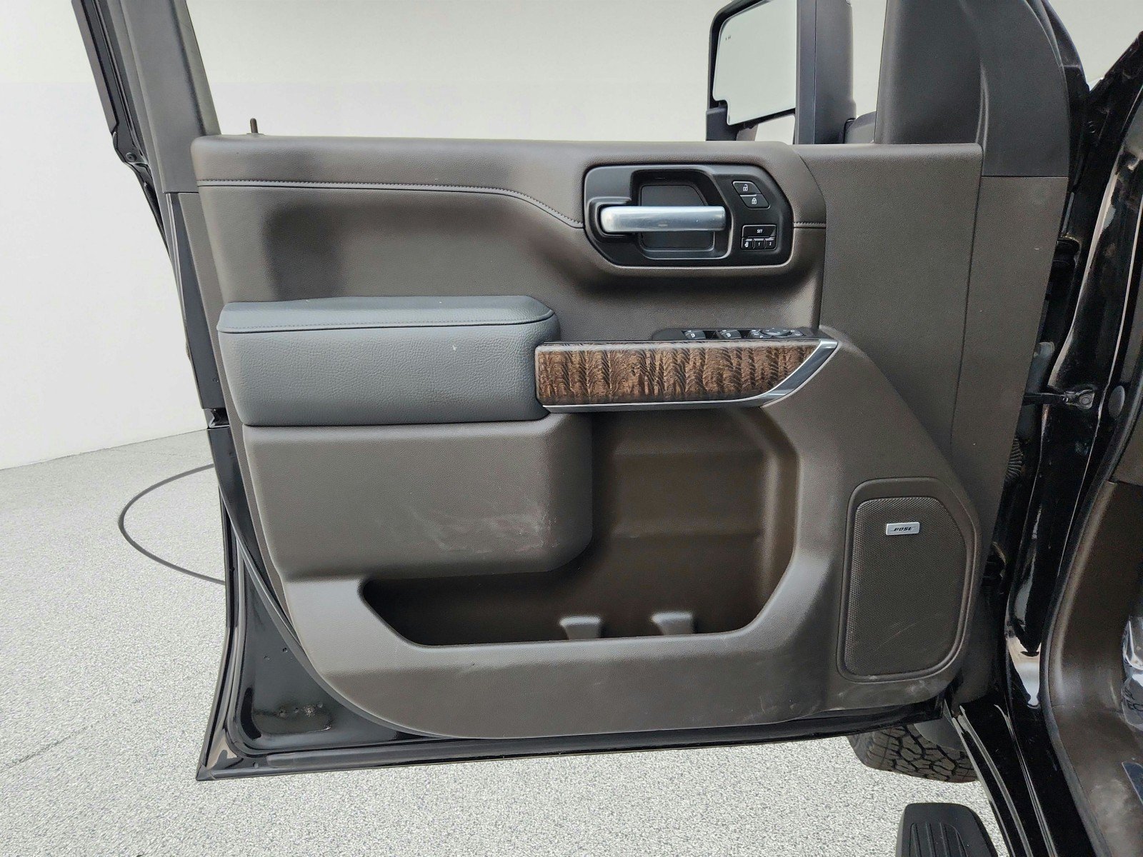 Used 2020 GMC Sierra 2500 Denali w/ Denali Ultimate Package AWD/4WD image 26