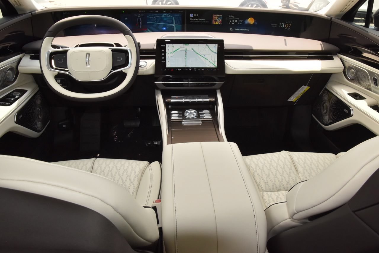 New 2026 Lincoln Nautilus Black Label AWD/4WD image 23