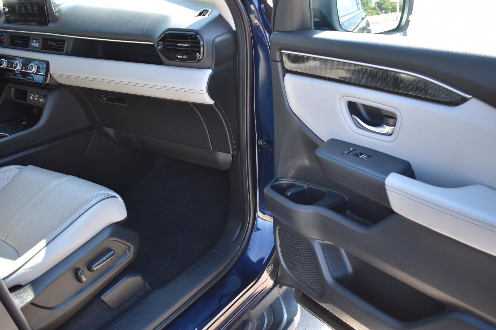 Used 2023 Honda Pilot Elite image 15