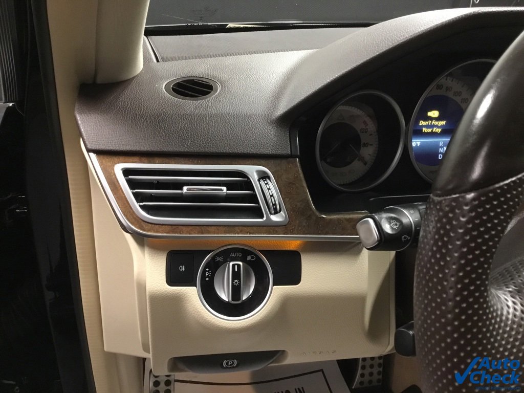 Used 2016 Mercedes-Benz E 350 4MATIC Sedan image 21