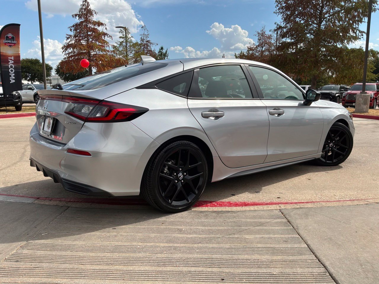 Used 2025 Honda Civic Sport image 6