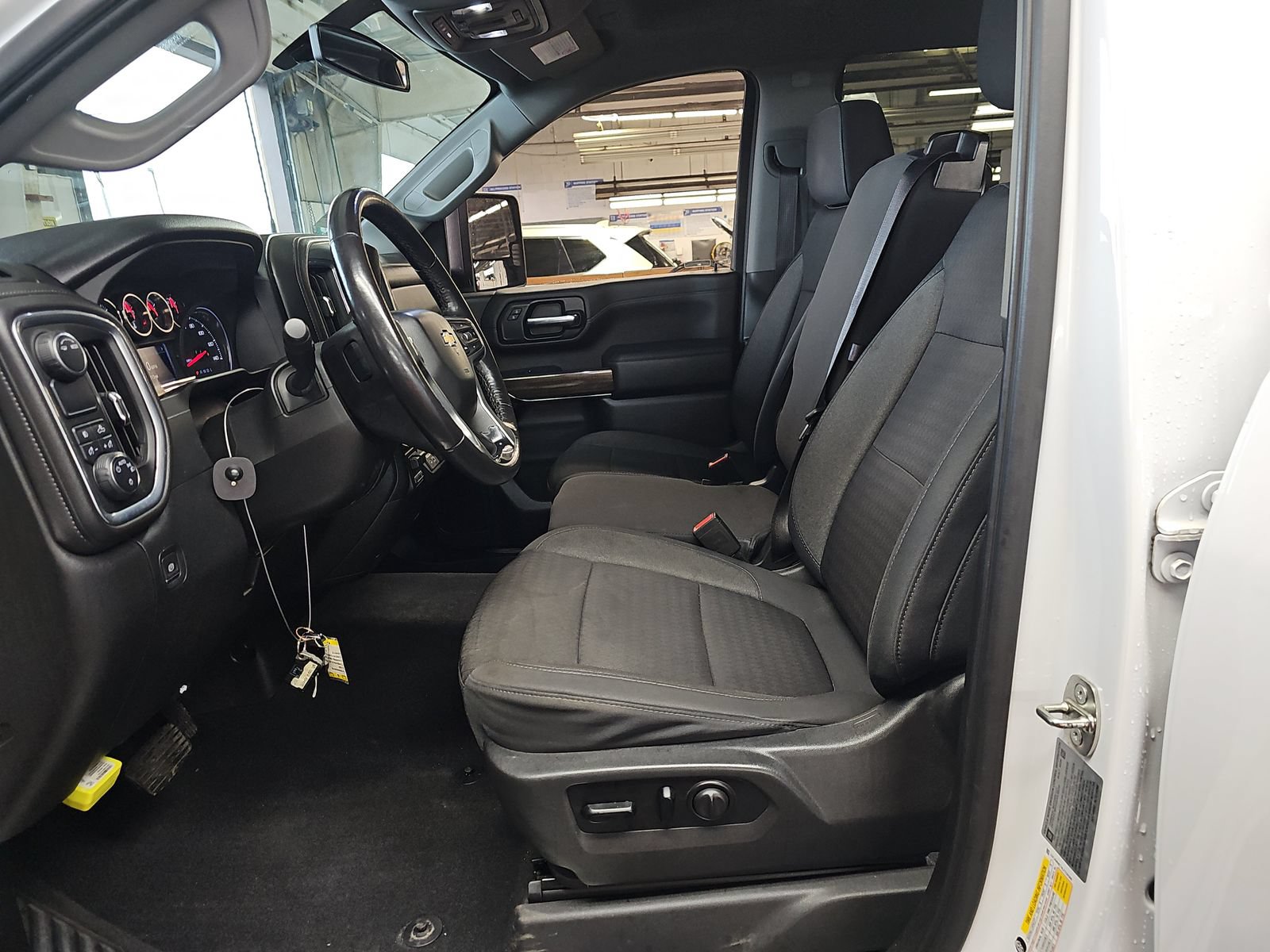 Used 2020 Chevrolet Silverado 2500 LT w/ Convenience Package RWD image 12