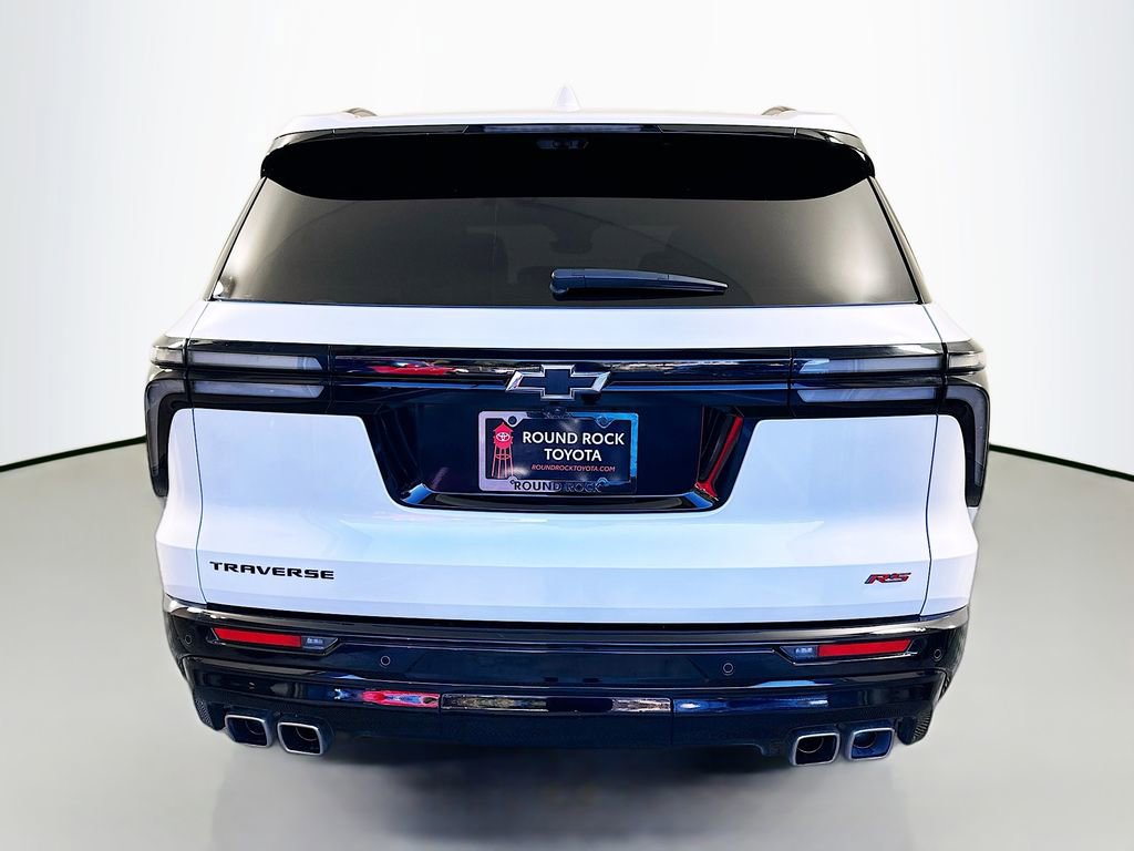 Used 2024 Chevrolet Traverse RS image 6