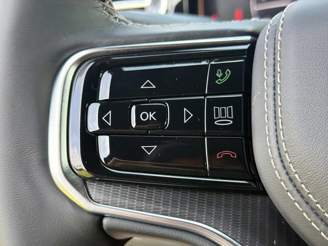 New 2026 Jeep Grand Wagoneer Summit AWD/4WD image 35