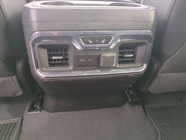 Used 2023 GMC Sierra 3500 Denali w/ Denali Ultimate Package image 18