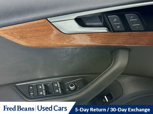 Used 2023 Audi A4 2.0T Premium w/ Convenience Package image 18