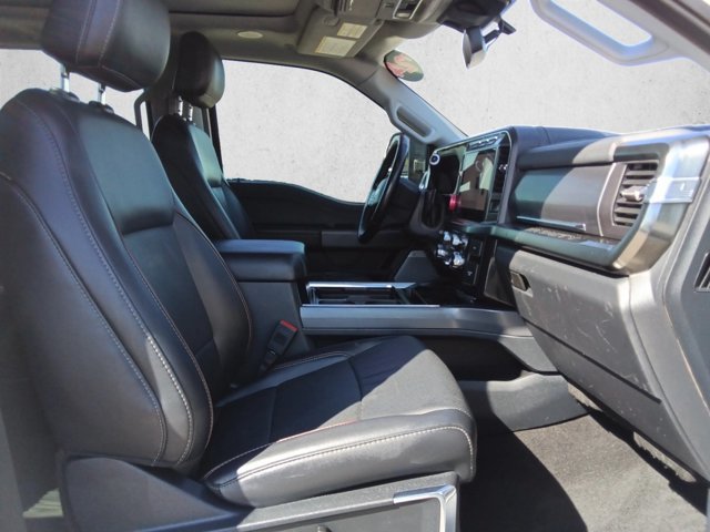 Used 2024 Ford F250 Lariat w/ Lariat Ultimate Package AWD/4WD image 19