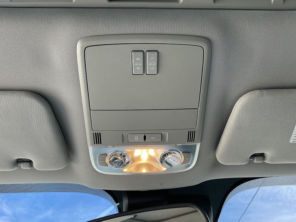 Used 2014 Chevrolet SS RWD image 15